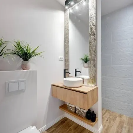 Oasis On Calea Victoriei *